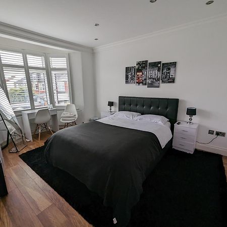 Luxury Hotel Rooms Palmers Green Buitenkant foto